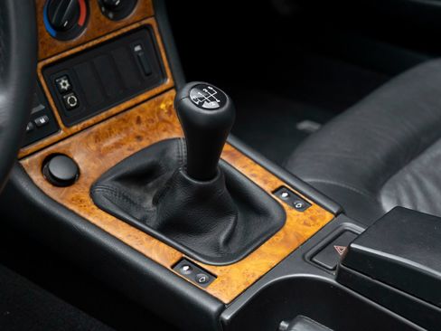 Used 1997 BMW Z3 1.9 RWD image 30