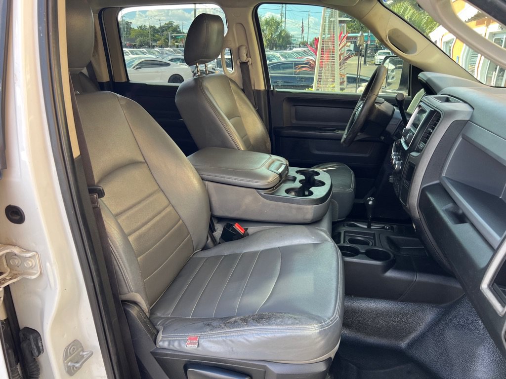 Used 2017 RAM 3500 Tradesman w/ Chrome Appearance Group AWD/4WD image 33