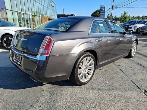 Used 2013 Chrysler 300 C w/ Light Group RWD image 11