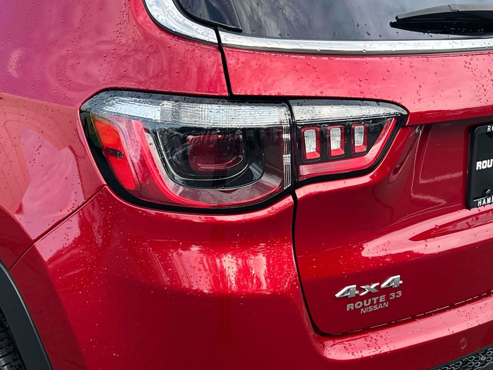 Used 2025 Jeep Compass Limited AWD/4WD image 8