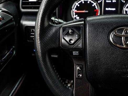 Used 2021 Toyota 4Runner TRD Off-Road Premium image 33