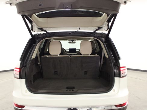 Used 2020 Lincoln Aviator Reserve w/ Equipment Group 202A image 13