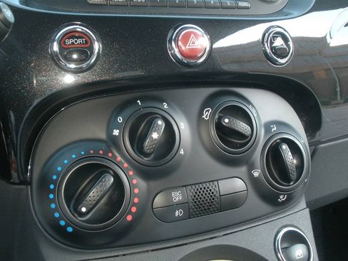 Used 2012 FIAT 500 Sport w/ Safety & Sound Pkg FWD image 34