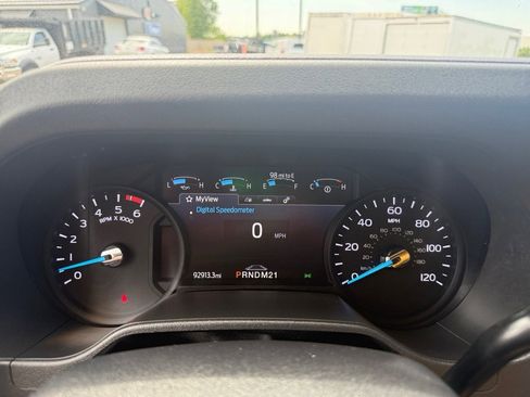 Used 2021 Ford E-350 and Econoline 350 Super Duty RWD image 13