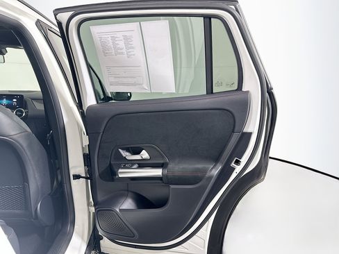 Used 2023 Mercedes-Benz GLA 250 image 31