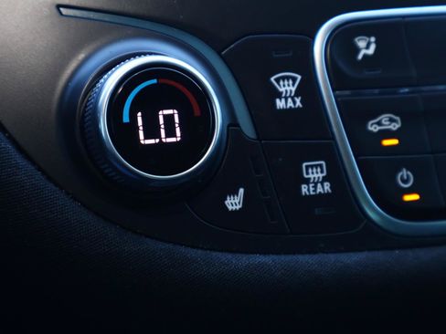 Used 2024 Chevrolet Malibu LT FWD image 21