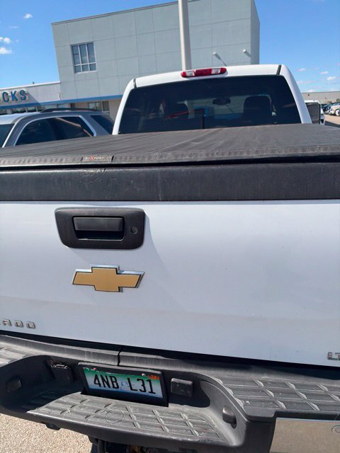 Used 2011 Chevrolet Silverado 2500 LT w/ Interior Plus Package AWD/4WD image 12