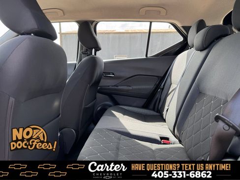 Used 2019 Nissan Kicks SV FWD image 26