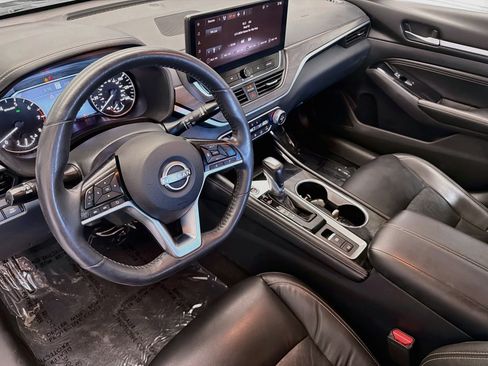 Used 2023 Nissan Altima 2.5 SL FWD image 7