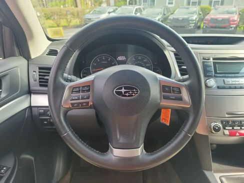 Used 2013 Subaru Outback 2.5i Premium w/ All-Weather Pkg image 11