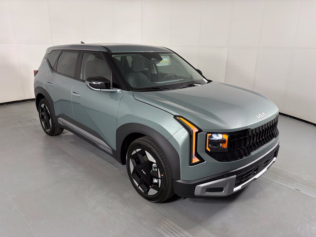 New 2027 Kia Seltos S FWD image 2