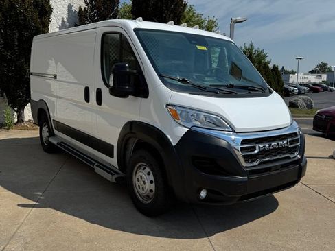 Used 2025 RAM ProMaster 2500 w/ U-Haul Equipment Group FWD image 19