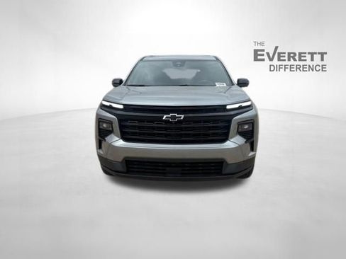 New 2026 Chevrolet Traverse LT w/ Enhanced Driving Package image 2