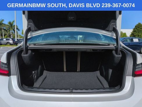 Used 2025 BMW 330i Sedan w/ Premium Package RWD image 15