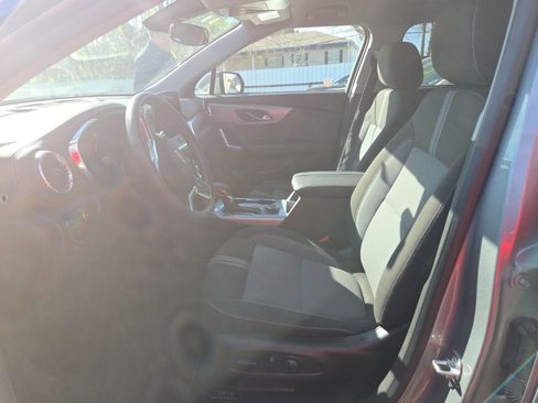 Used 2025 Chevrolet Blazer LT image 5