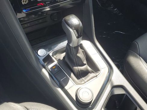 New 2025 Volkswagen Taos SEL image 24