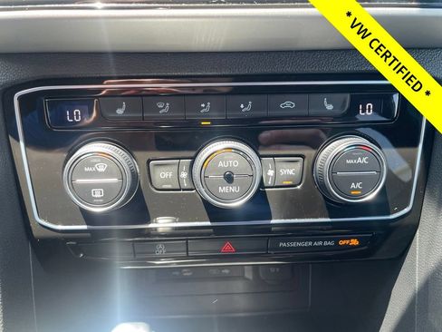 Certified 2022 Volkswagen Atlas Cross Sport SE AWD/4WD image 24