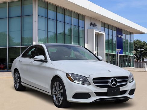 Used 2018 Mercedes-Benz C 300 4MATIC Sedan image 2