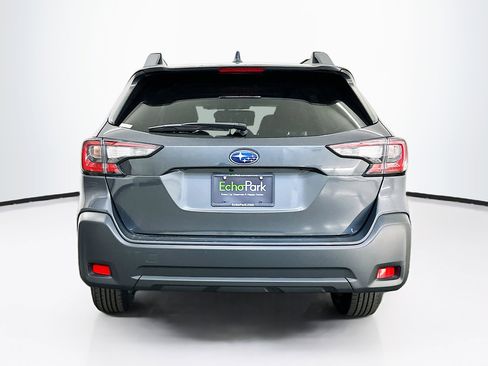 Used 2023 Subaru Outback Premium image 7