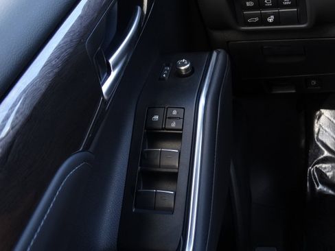 New 2025 Toyota Highlander Limited image 28