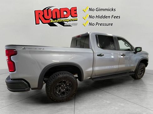 Used 2023 Chevrolet Silverado 1500 ZR2 w/ ZR2 Bison Edition AWD/4WD image 6