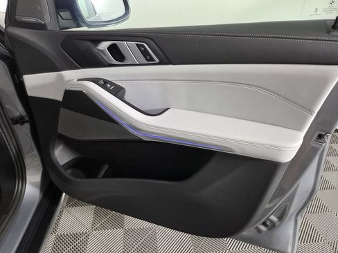 Used 2025 BMW X5 sDrive40i w/ Premium Package RWD image 42