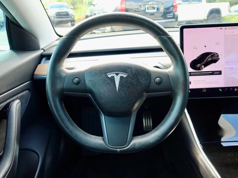 Used 2018 Tesla Model 3 Performance AWD/4WD image 9