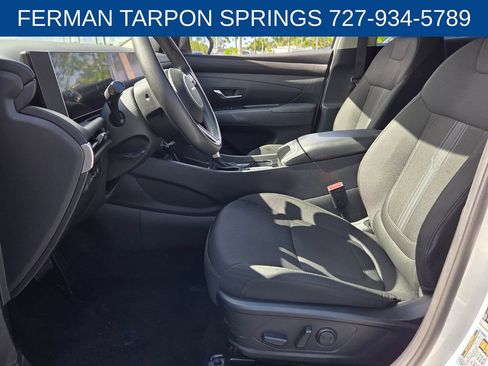 Used 2025 Hyundai Tucson SEL FWD image 12