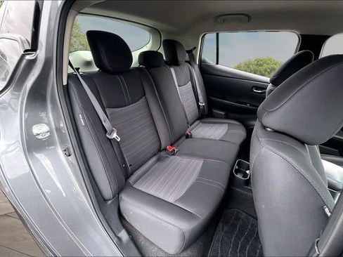 Certified 2025 Nissan Leaf SV Plus FWD image 24