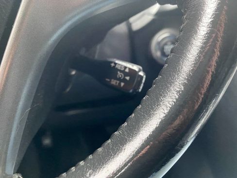 Used 2015 Toyota Venza XLE image 25