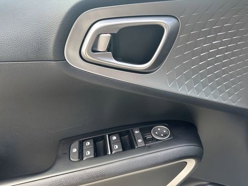 Used 2024 Kia Soul LX w/ Option Group 015 image 22