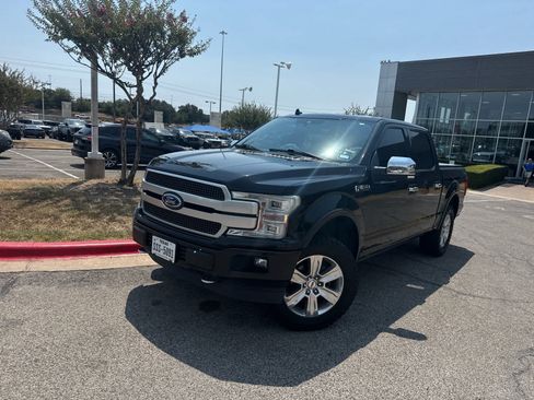 Used 2019 Ford F150 Platinum w/ Equipment Group 701A Luxury AWD/4WD image 2