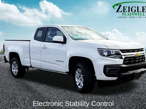 Used 2022 Chevrolet Colorado LT w/ Fleet Safety Package image 4