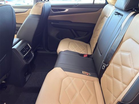 New 2026 Volkswagen Atlas Cross Sport SE image 24