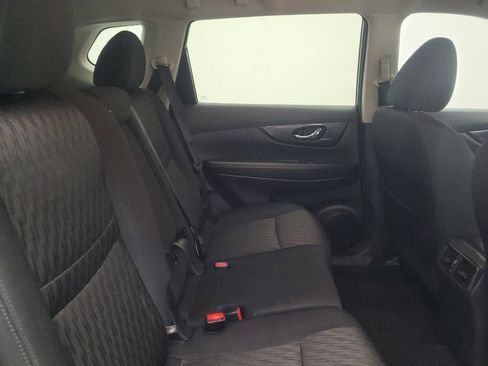 Used 2019 Nissan Rogue S w/ Special Edition Package FWD image 19