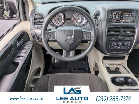 Used 2013 Dodge Grand Caravan SXT w/ Entertainment Group 1 FWD image 15