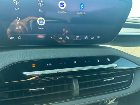 New 2026 Buick Enclave Sport Touring w/ Power Package image 18