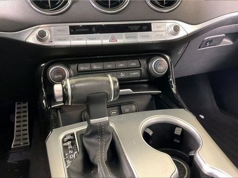 Used 2018 Kia Stinger GT AWD/4WD image 8