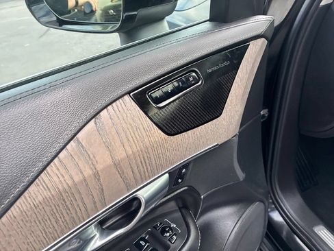 Used 2021 Volvo XC90 T6 Inscription w/ Advanced Package AWD/4WD image 12
