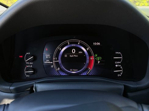 Used 2023 Lexus LX 600 4WD w/ Luxury Package image 42