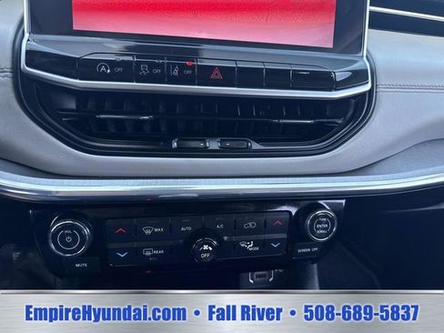 Used 2022 Jeep Compass Limited w/ Elite Group AWD/4WD image 24