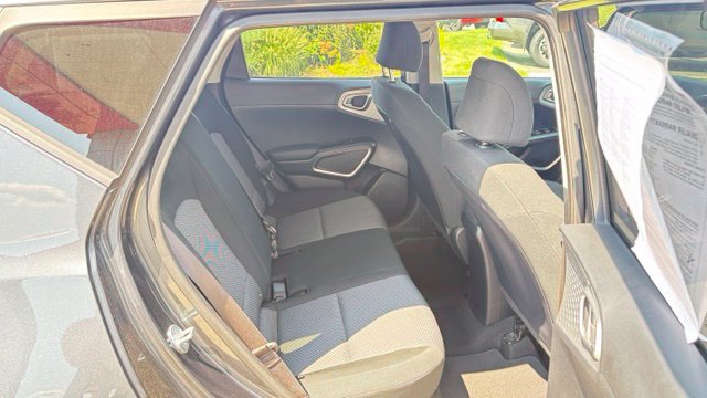 Used 2023 Kia Soul LX w/ Option Group 015 FWD image 29