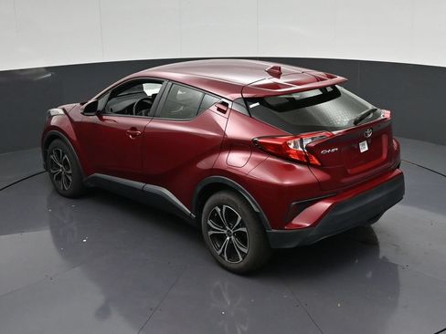 Used 2019 Toyota C-HR LE FWD image 16