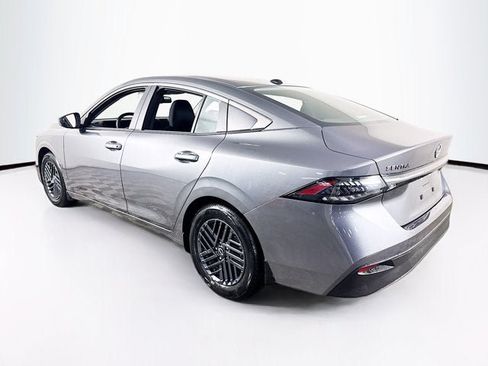 New 2026 Nissan Sentra SV w/ SV Convenience Package FWD image 7