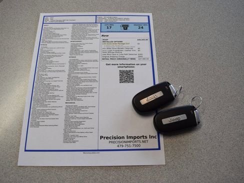 Used 2015 Jeep Grand Cherokee Overland image 80