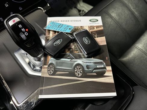 Used 2022 Land Rover Range Rover Evoque R-Dynamic S image 55