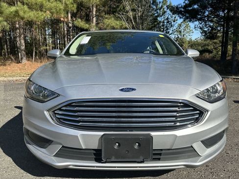 Used 2018 Ford Fusion S image 3