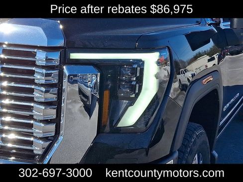 New 2026 GMC Sierra 3500 Denali w/ Denali Reserve Package AWD/4WD image 9