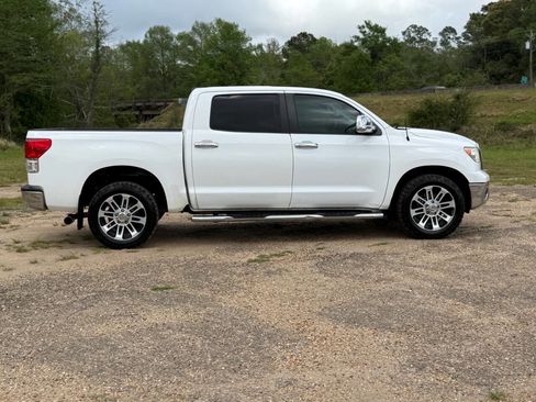 Used 2013 Toyota Tundra 2WD CrewMax w/ SR5 Pkg image 7