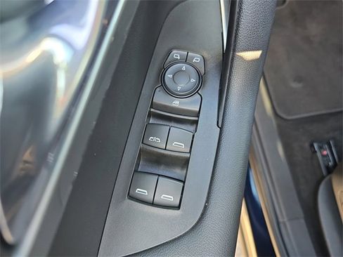 Used 2020 Chevrolet Blazer LT image 14